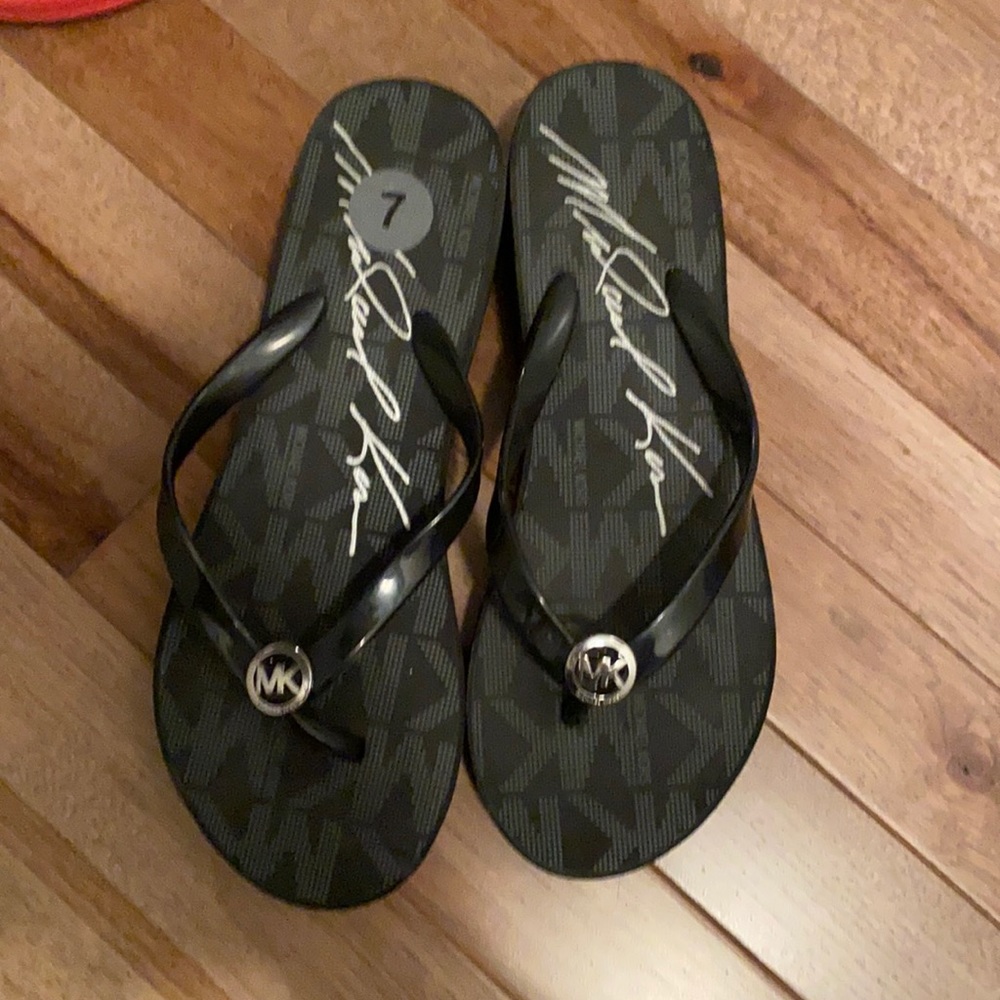 Michael kors sandals